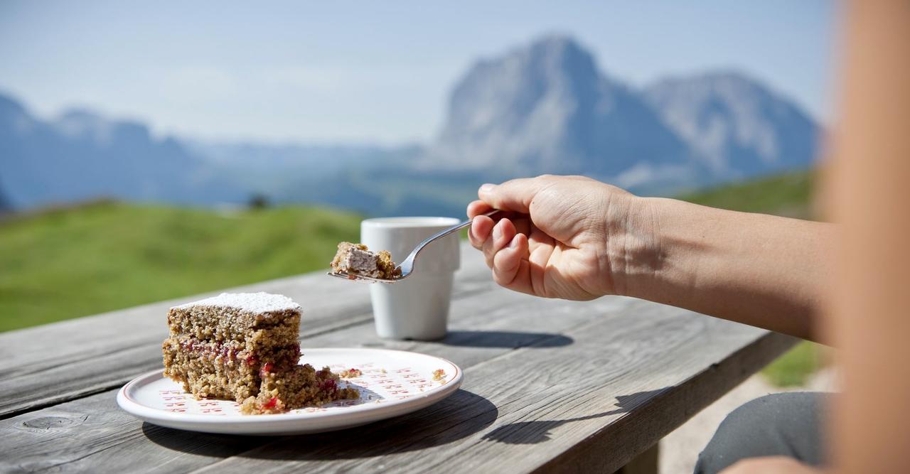 Garni Waltoy Hotel Sëlva di Val Gardena Eksteriør billede