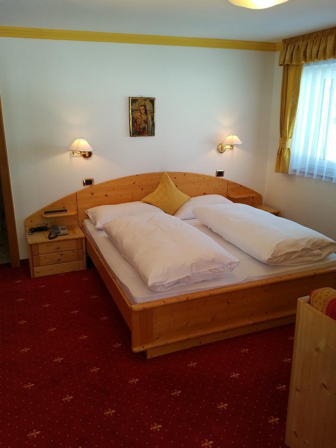 Garni Waltoy Hotel Sëlva di Val Gardena Eksteriør billede